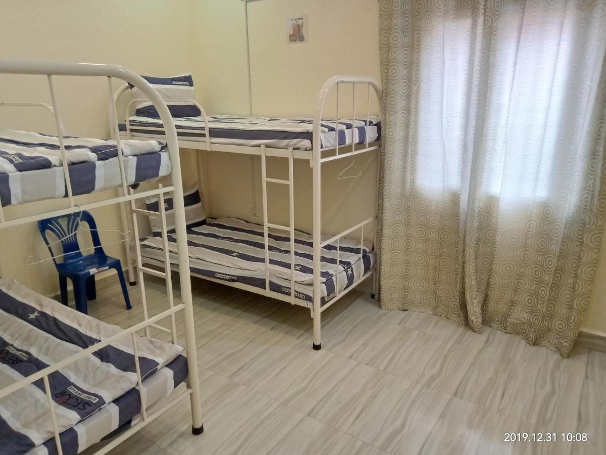Stay Inn Hostel Пномпень Екстер'єр фото